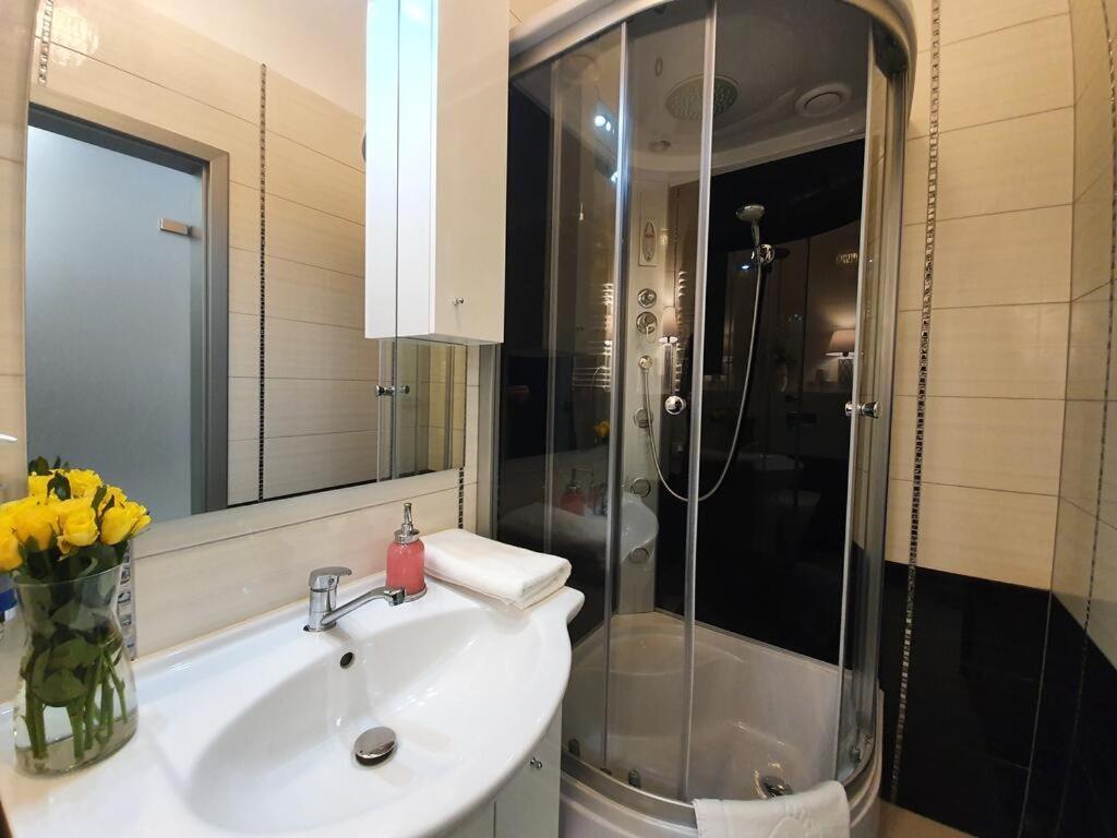 Dwie Sosny Apartamenty Przy Plazy - Sauna, Jacuzzi, Silownia, Bawialnia - 365Pam 우스트 노리 모르스키 외부 사진